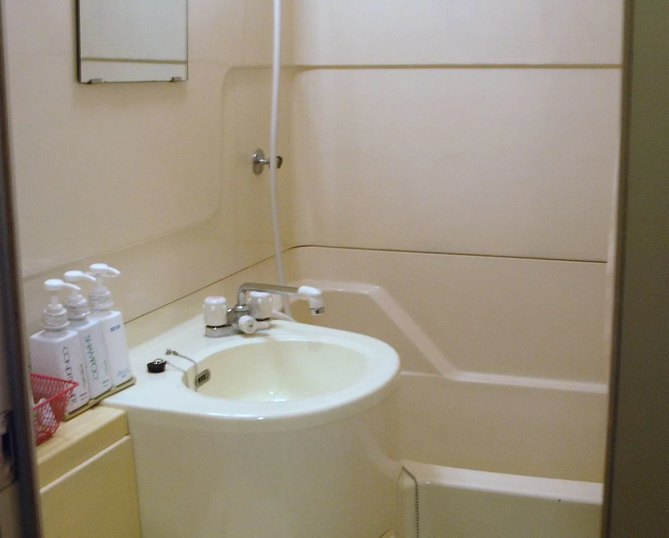 Business Hotel Nissei Osaka 2*,